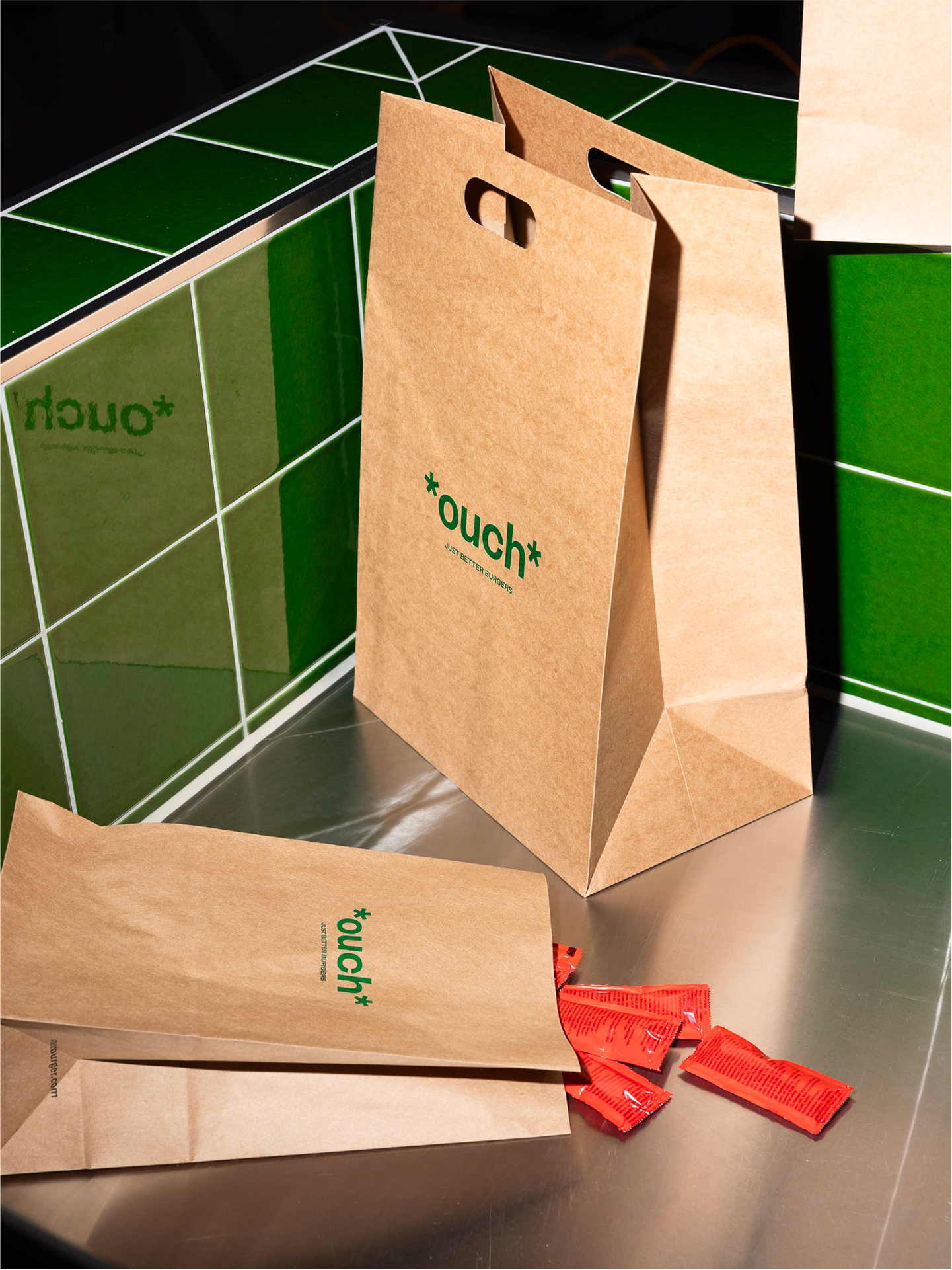 ouch_take-away_bag_01