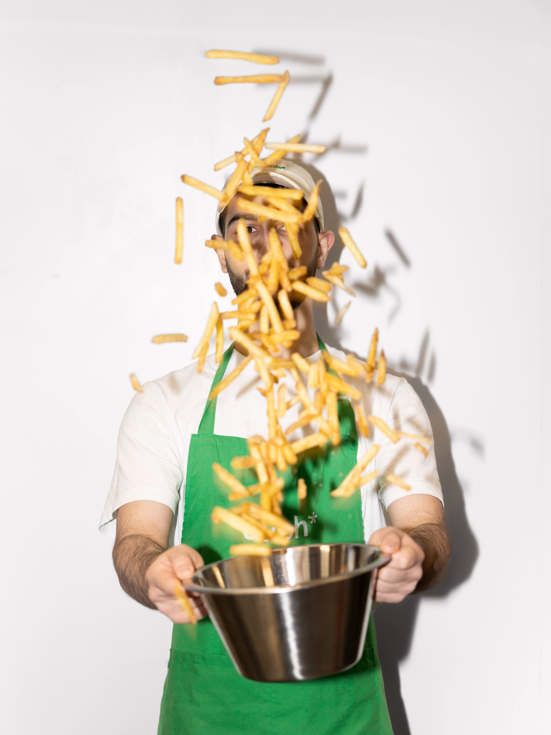 ouch_tossing_fries_01